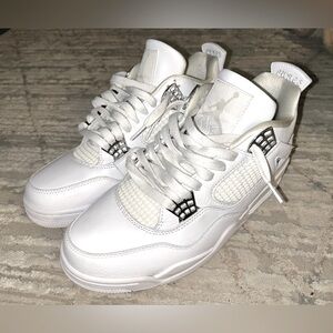 Air Jordan 4 pure money